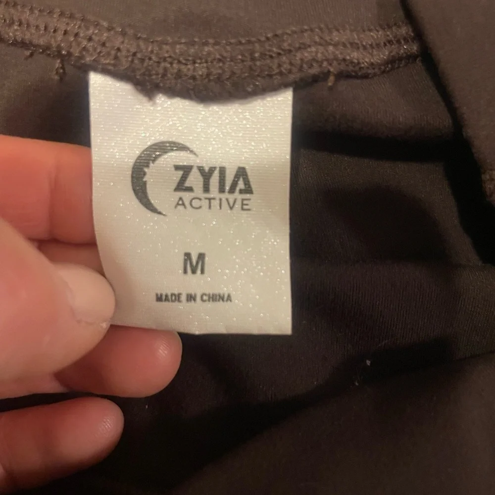 ZYIA Bark Confluence Hustle Shorts - Picture 6 of 6